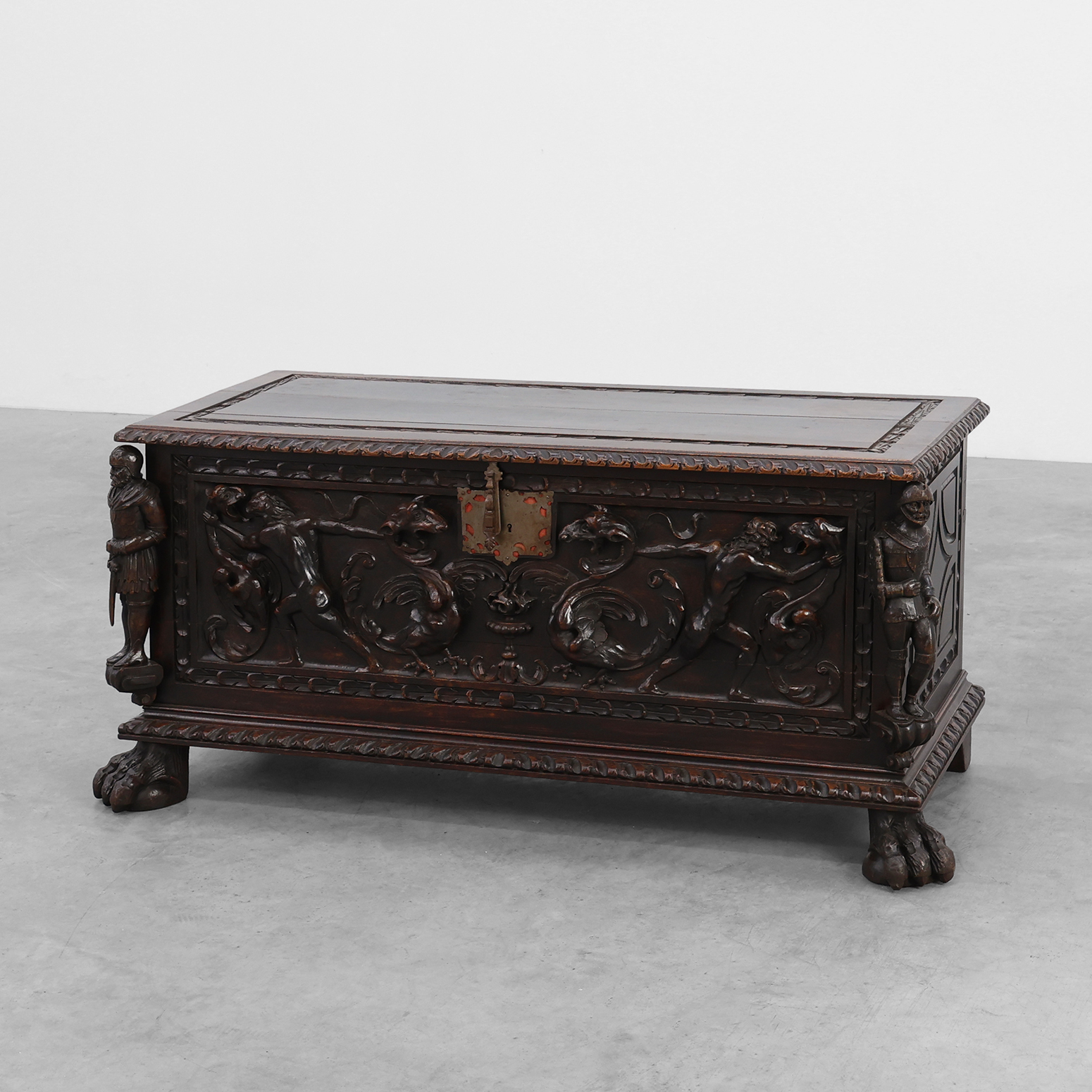 French Neo‑Renaissance Oak Blanket Chest, 19th Century-img